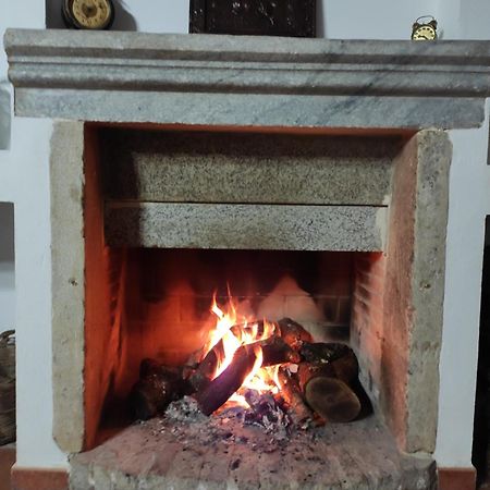 Casa Rural La Carriona Segura de León المظهر الخارجي الصورة